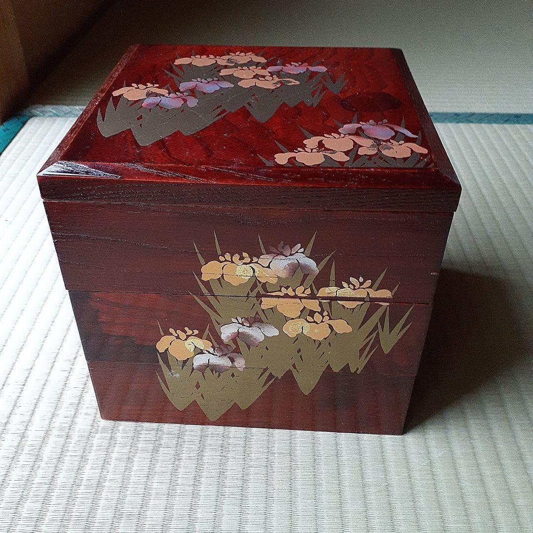 八雲塗　八雲塗重箱 3段 伝統工芸品 Amazon.co.jp: 伝統工芸八雲塗 三段重箱 : ホーム＆キッチン